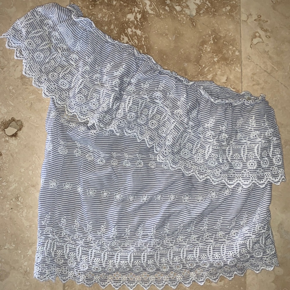 Asymmetrical ruffled top